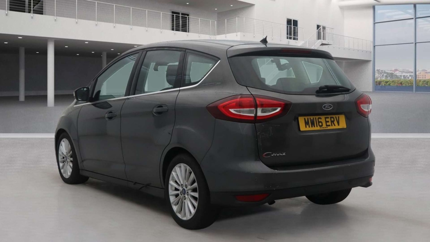 Used Ford C-Max 2016 for sale - 76611764: Photo 3