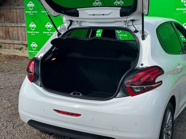 Used Peugeot 208 2019 for sale - 75650471: Photo 13
