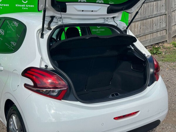 Used Peugeot 208 2019 for sale - 75650471: Photo 14
