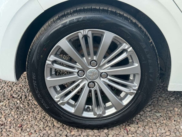 Used Peugeot 208 2019 for sale - 75650471: Photo 15