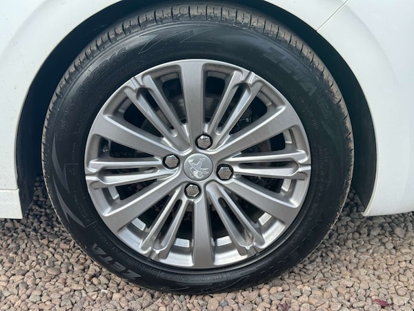 Used Peugeot 208 2019 for sale - 75650471: Photo 16
