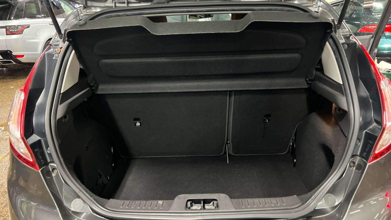 Used Ford Fiesta 2017 for sale - 76669269: Photo 7