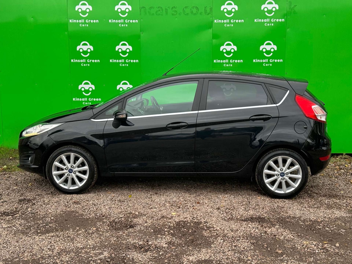 Used Ford Fiesta 2017 for sale - 76495889: Photo 23