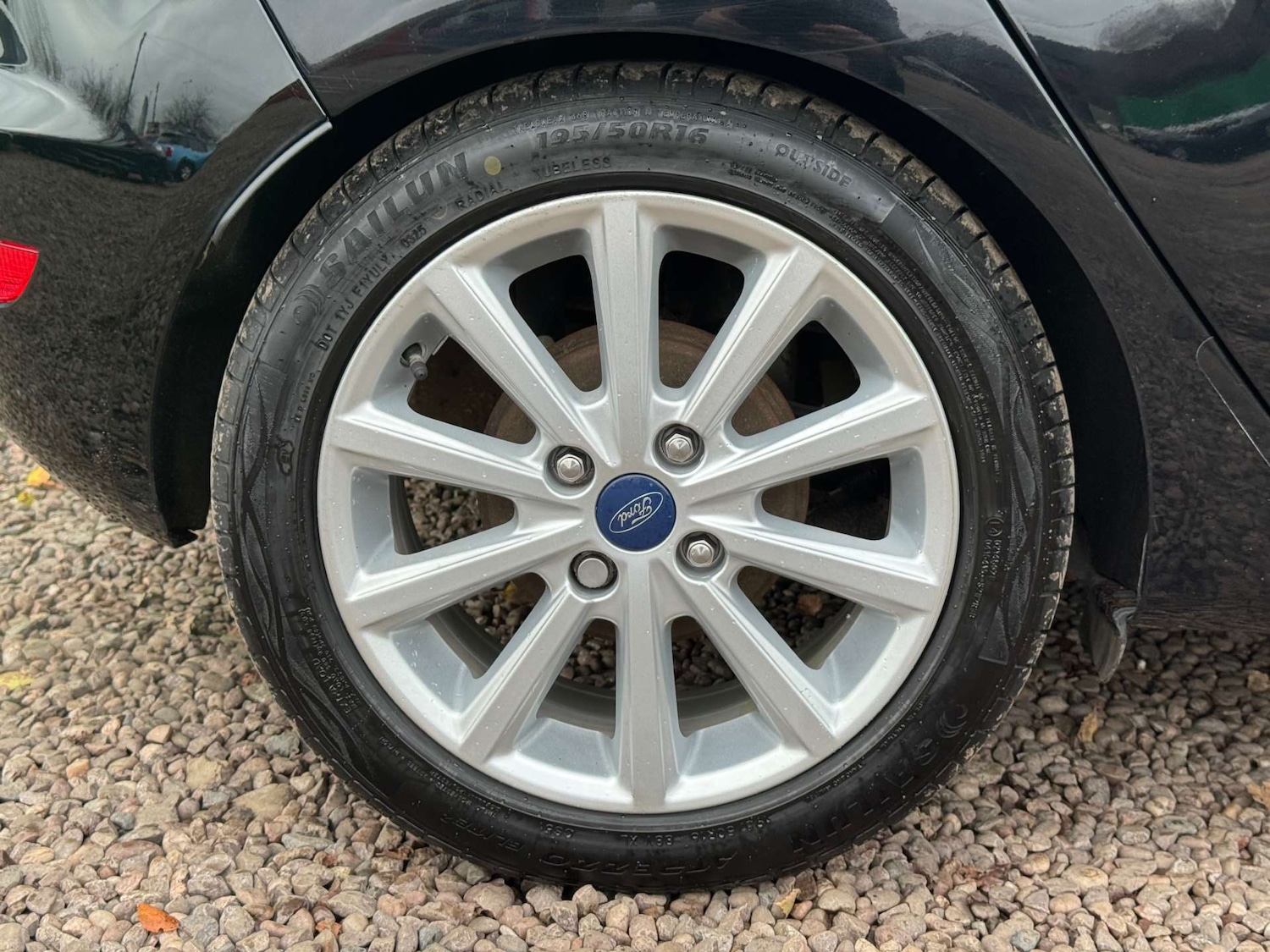 Used Ford Fiesta 2017 for sale - 76495889: Photo 29