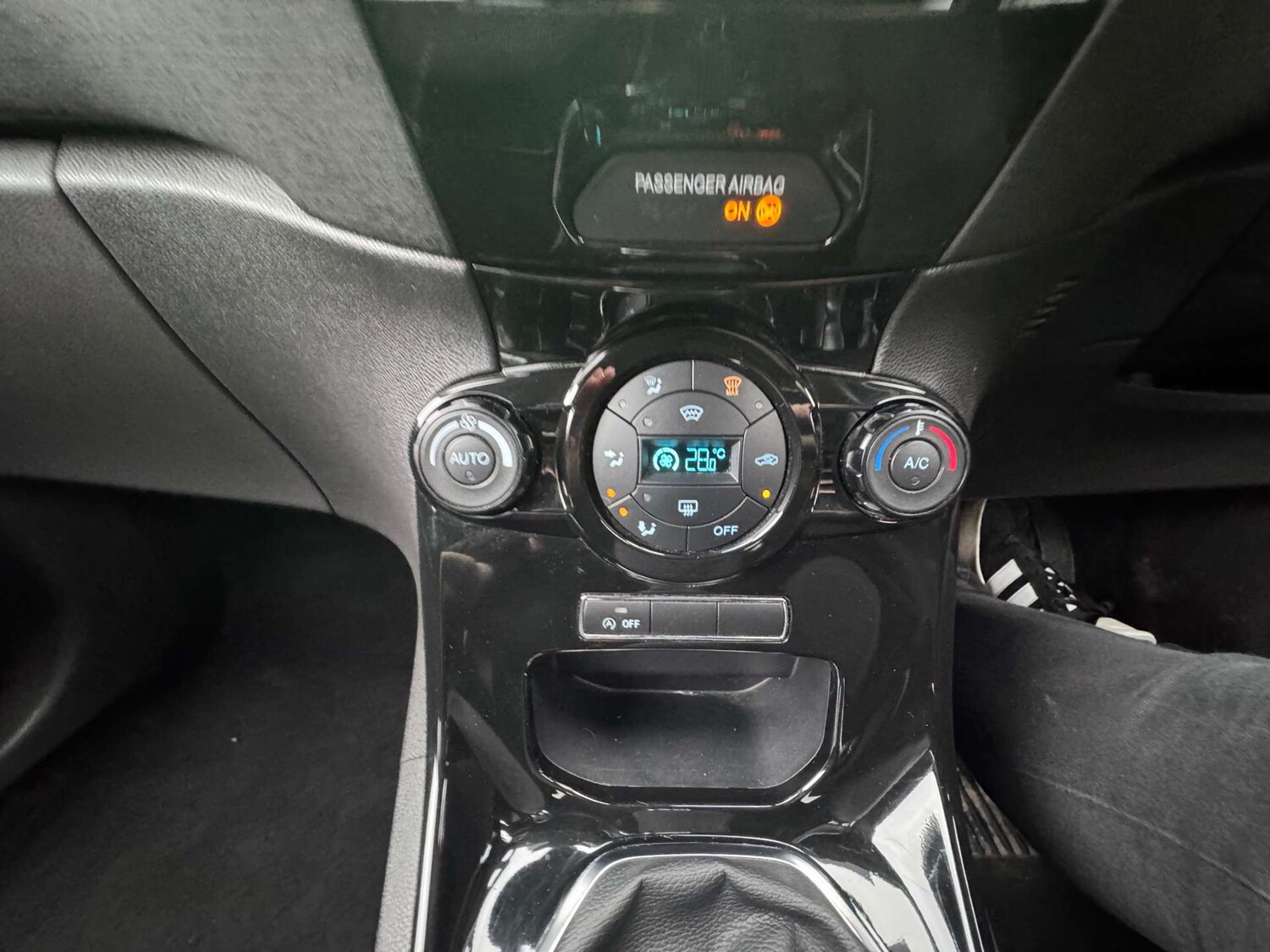 Used Ford Fiesta 2017 for sale - 76495889: Photo 43