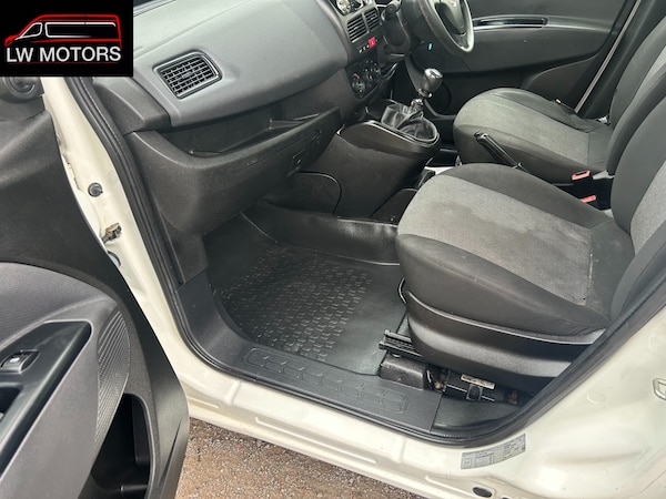 Used Fiat Doblo 2021 for sale - 76309640: Photo 9