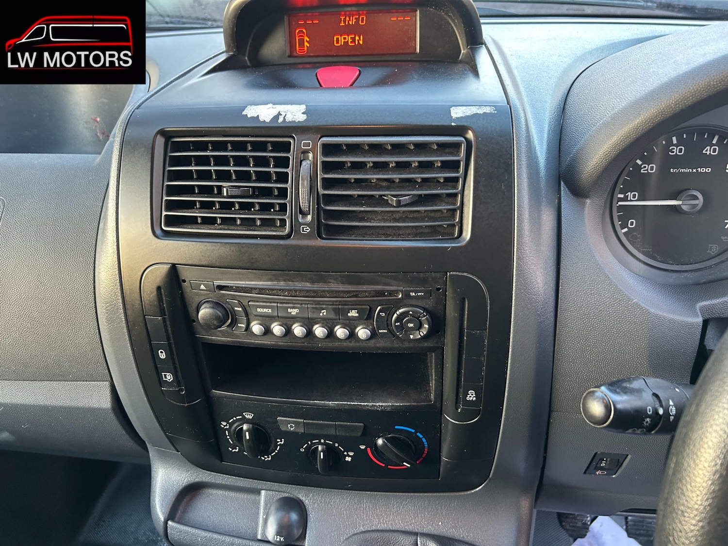 Used Peugeot Expert 2015 for sale - 76921554: Photo 14