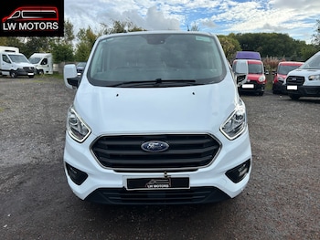 Used Ford Transit Custom 2023 for sale - 76131262: Photo 2