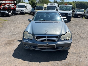 2005 (05) - C220 CDI Avantgarde SE 4dr Auto