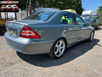 Used Mercedes-Benz C Class 2005 for sale - 79165322: Photo