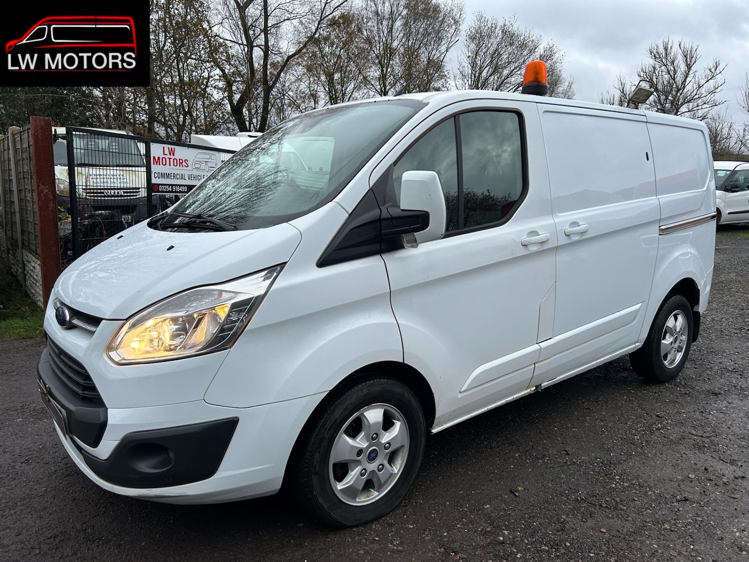 Used Ford Transit Custom 2017 for sale - 76544977: Photo 1