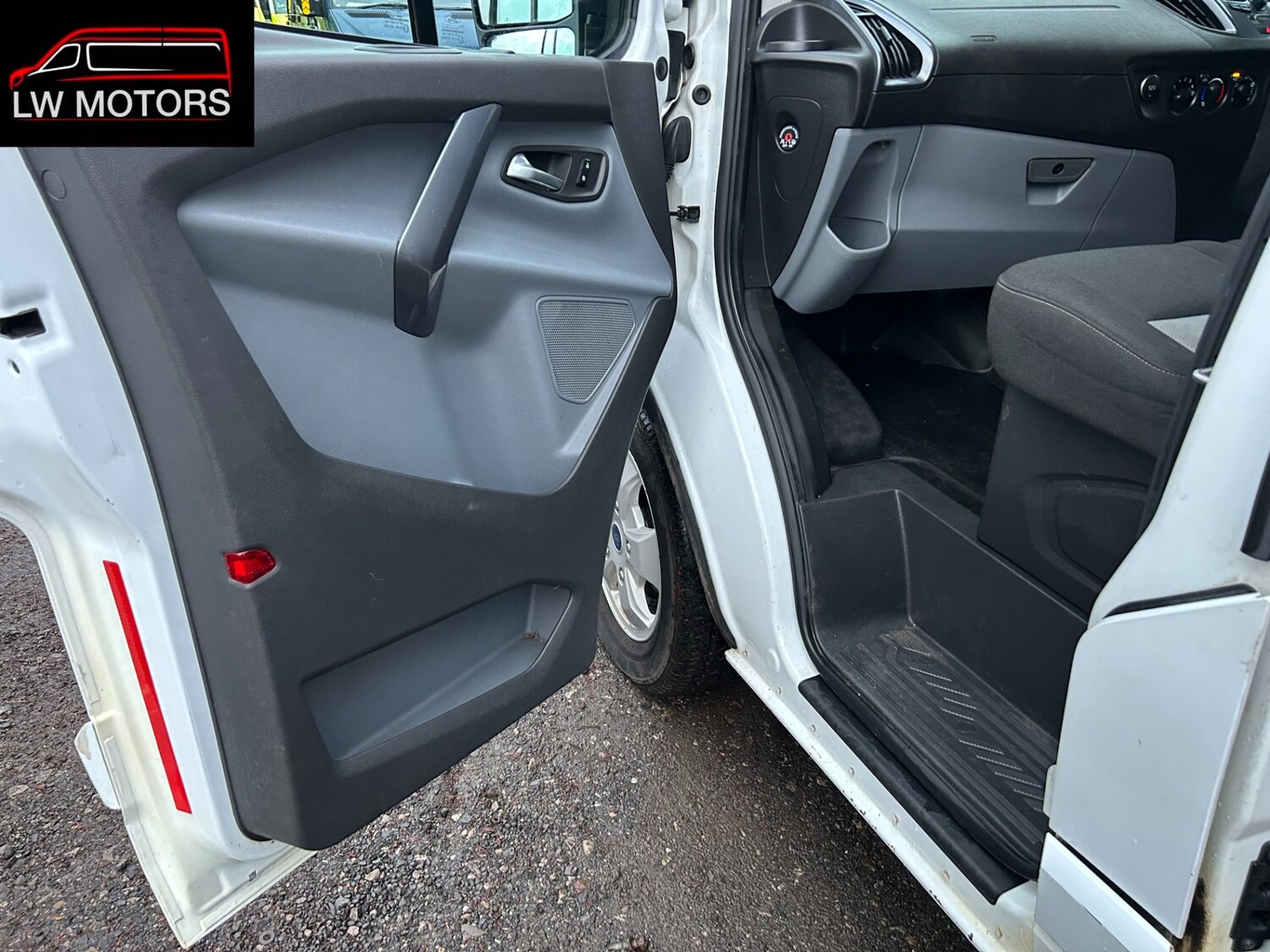 Used Ford Transit Custom 2017 for sale - 76544977: Photo 14