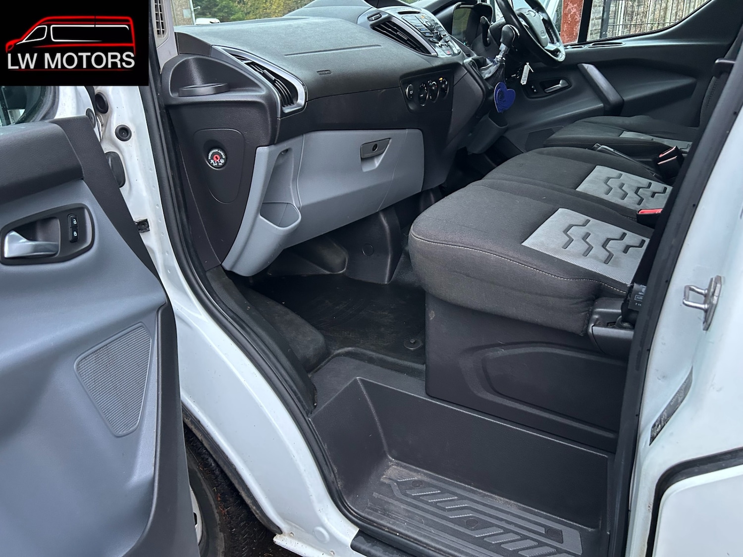 Used Ford Transit Custom 2017 for sale - 76544977: Photo 15