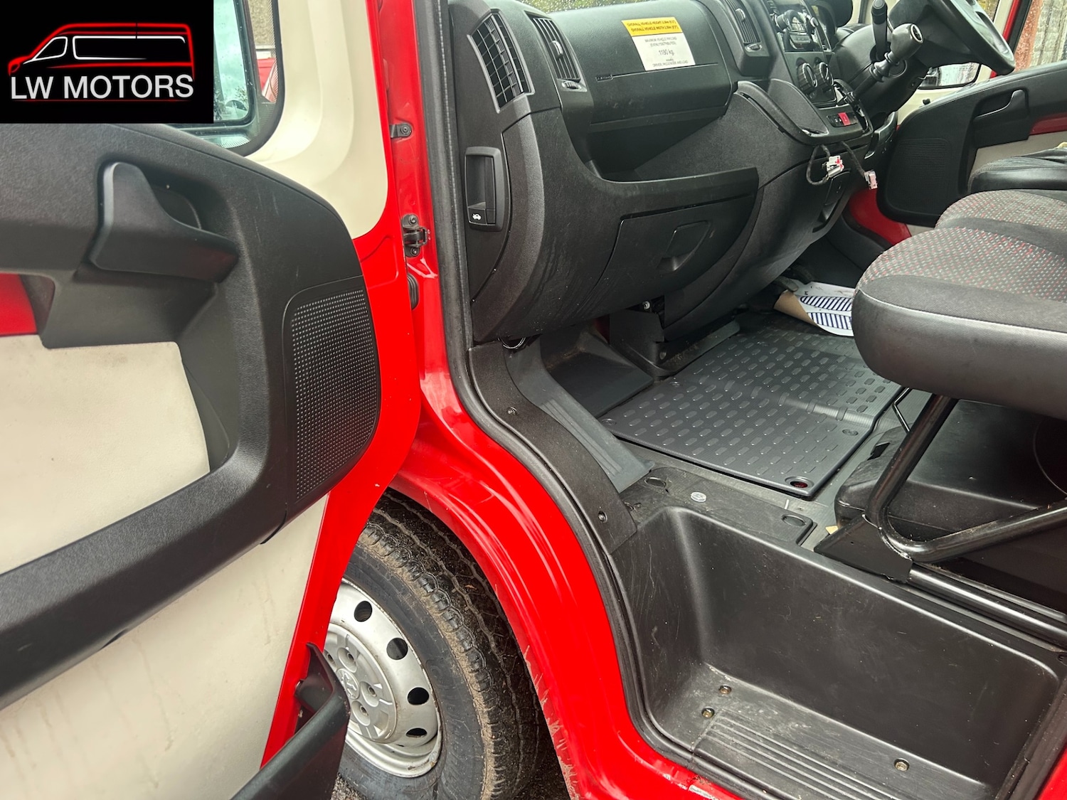 Used Peugeot Boxer 2014 for sale - 76450668: Photo 11