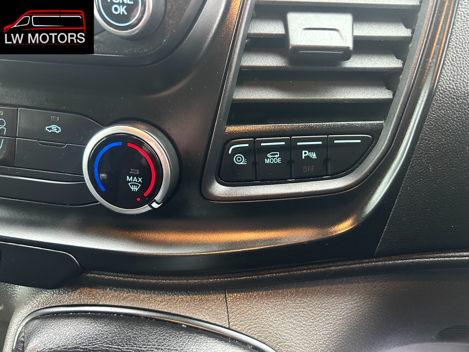 Used Ford Transit 2023 for sale - 77148719: Photo 17