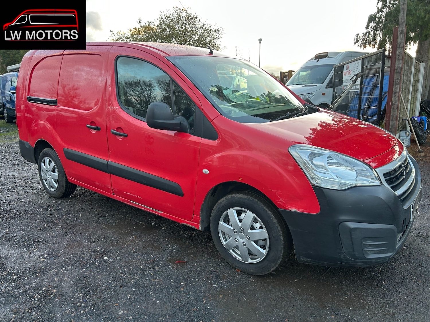 Used Peugeot Partner 2017 for sale - 76428356: Photo 3