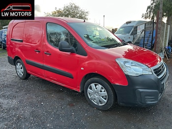 Used Peugeot Partner 2017 for sale - 76428356: Photo