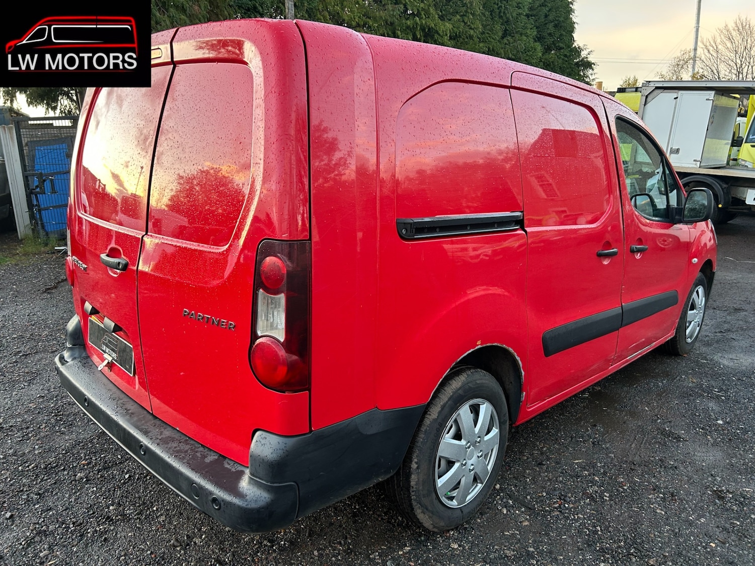 Used Peugeot Partner 2017 for sale - 76428356: Photo 4