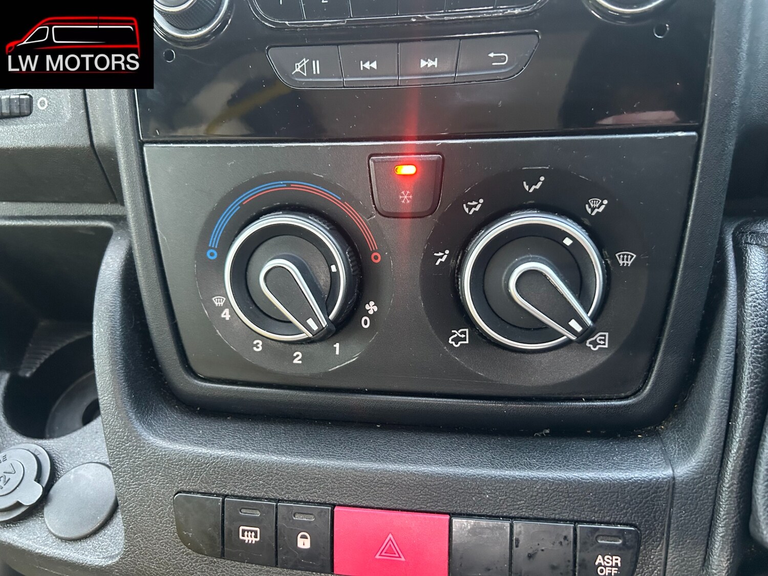 Used Peugeot Boxer 2015 for sale - 76653061: Photo 22