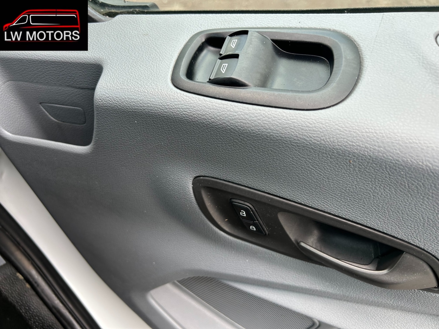 Used Ford Transit 2018 for sale - 76145770: Photo 15