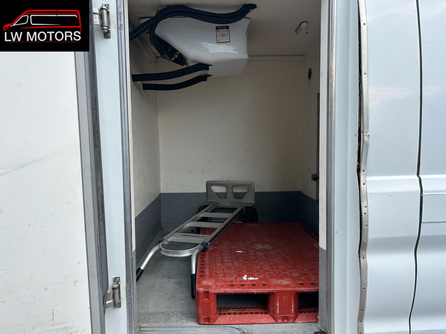 Used Ford Transit 2018 for sale - 76145770: Photo 9