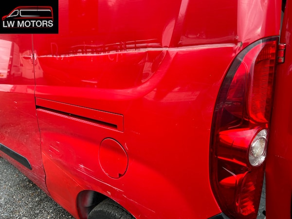 Used Fiat Doblo 2014 for sale - 76192842: Photo 11
