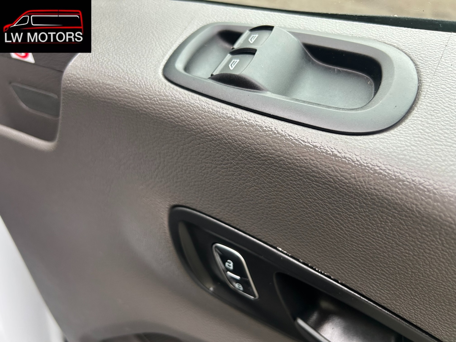 Used Ford Transit 2025 for sale - 77803020: Photo 16