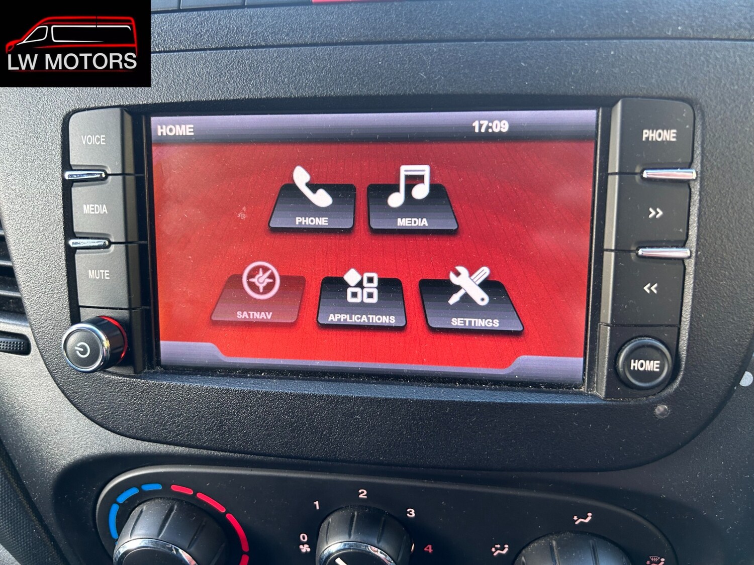 Used Iveco Daily 2017 for sale - 75985511: Photo 14