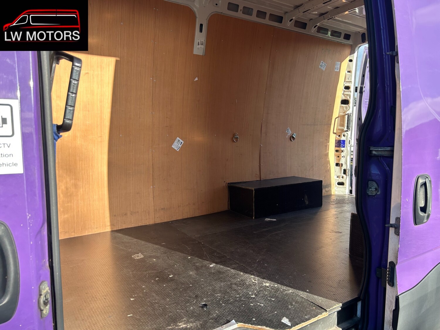 Used Iveco Daily 2017 for sale - 75985511: Photo 9