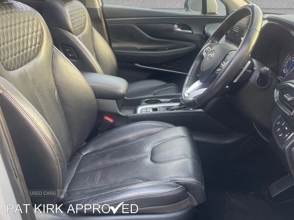 Used Hyundai Santa Fe 2019 for sale - 76997961: Photo 6