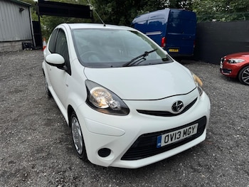 Used Toyota AYGO 2013 for sale - 75477815: Photo