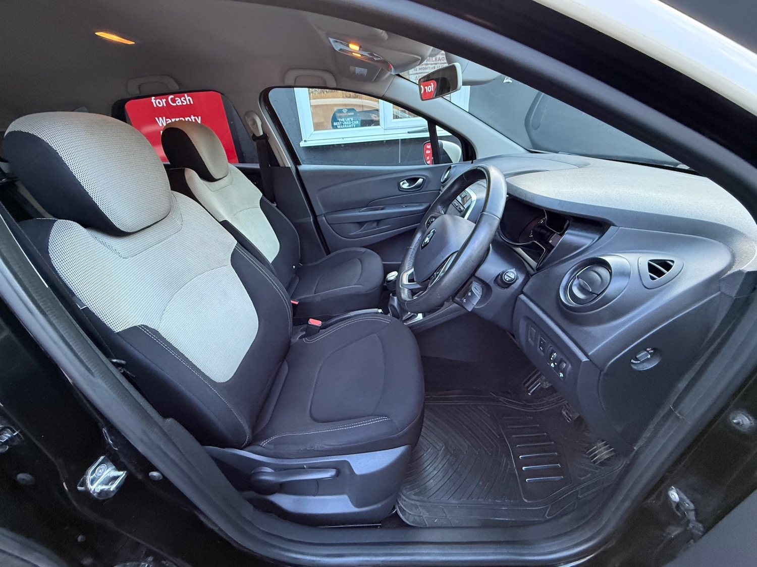 Used Renault Captur 2018 for sale - 77357675: Photo 17