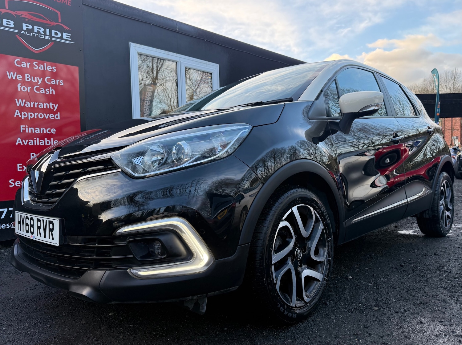 Used Renault Captur 2018 for sale - 77357675: Photo 3