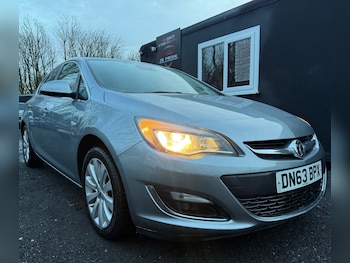 Used Vauxhall Astra 2013 for sale - 76807334: Photo