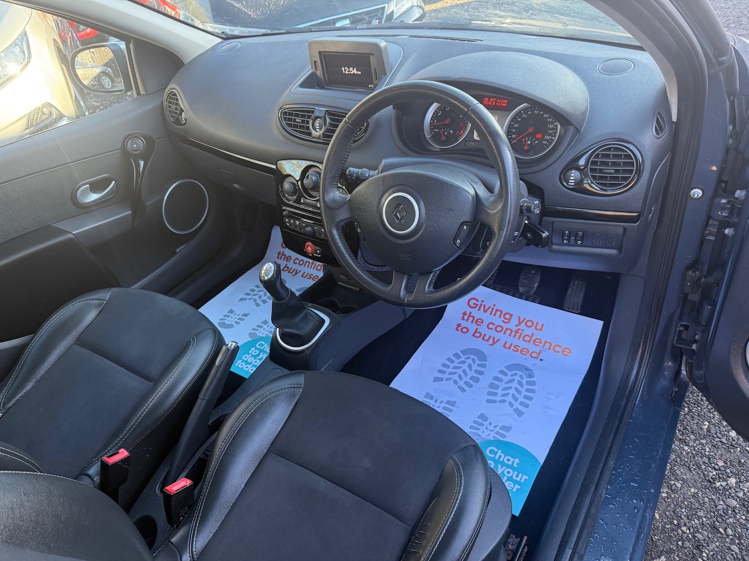 Used Renault Clio 2012 for sale - 76705641: Photo 11