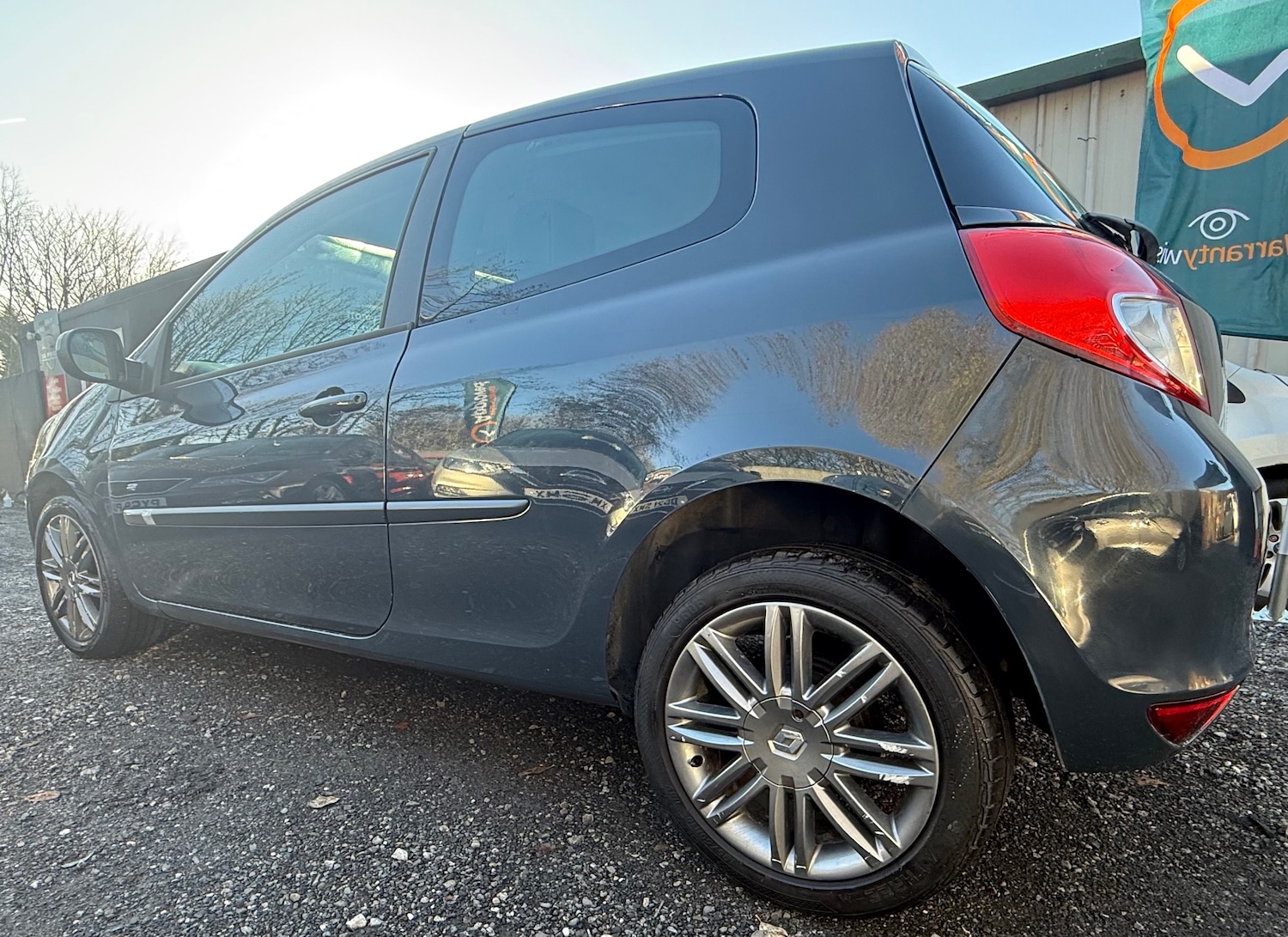 Used Renault Clio 2012 for sale - 76705641: Photo 22