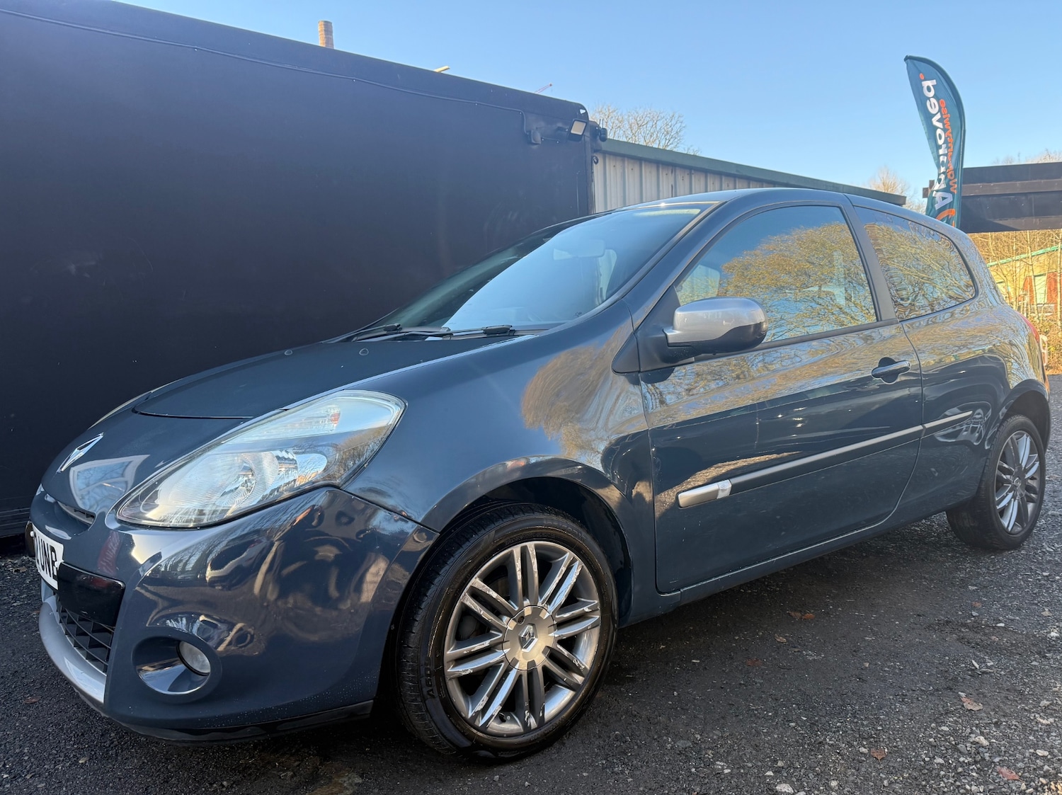 Used Renault Clio 2012 for sale - 76705641: Photo 24