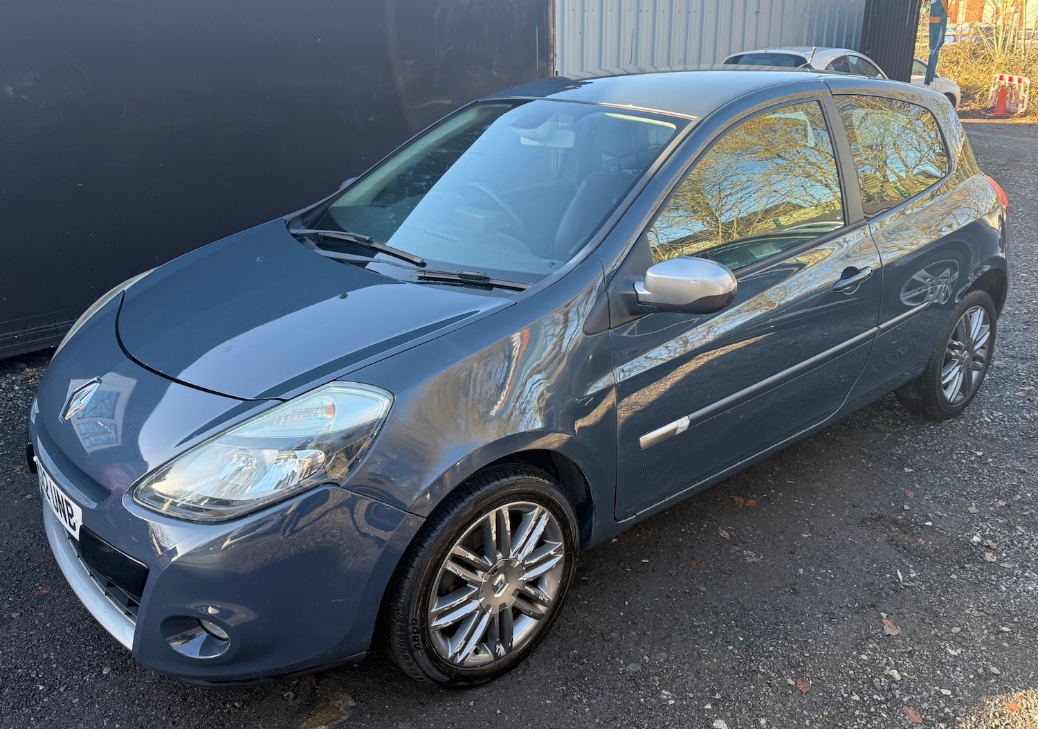 Used Renault Clio 2012 for sale - 76705641: Photo 25
