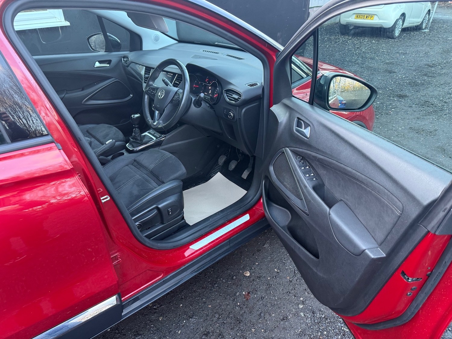 Used Vauxhall Crossland 2022 for sale - 77189418: Photo 12