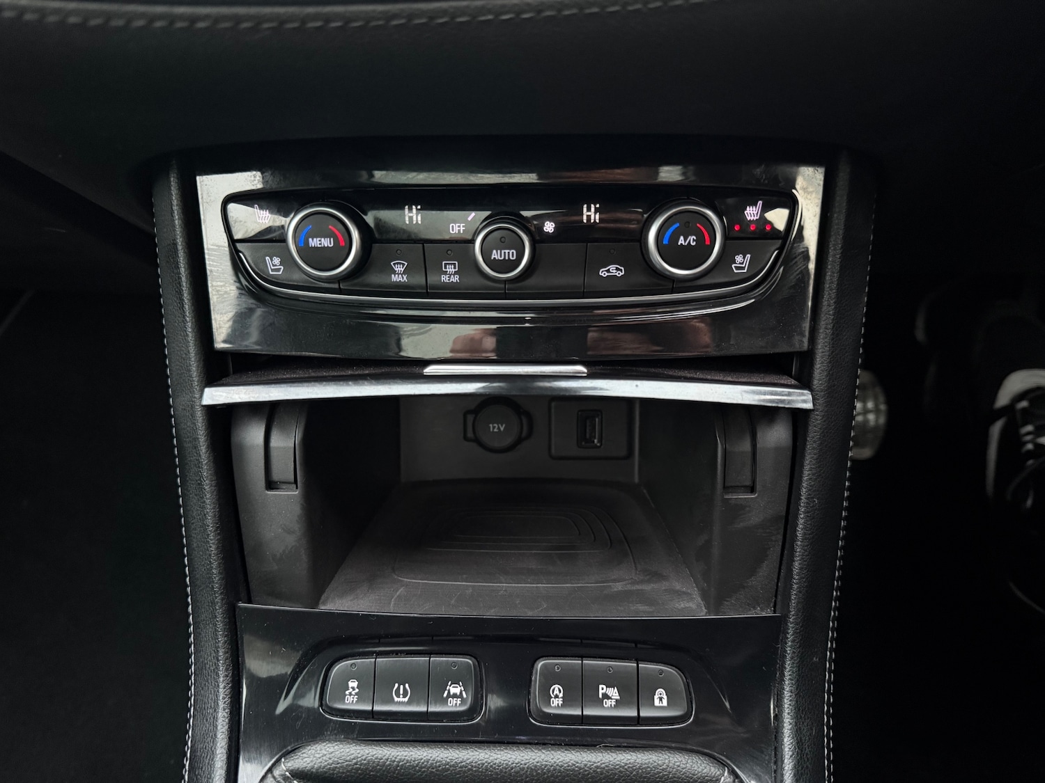 Used Vauxhall Grandland X 2018 for sale - 77213039: Photo 18