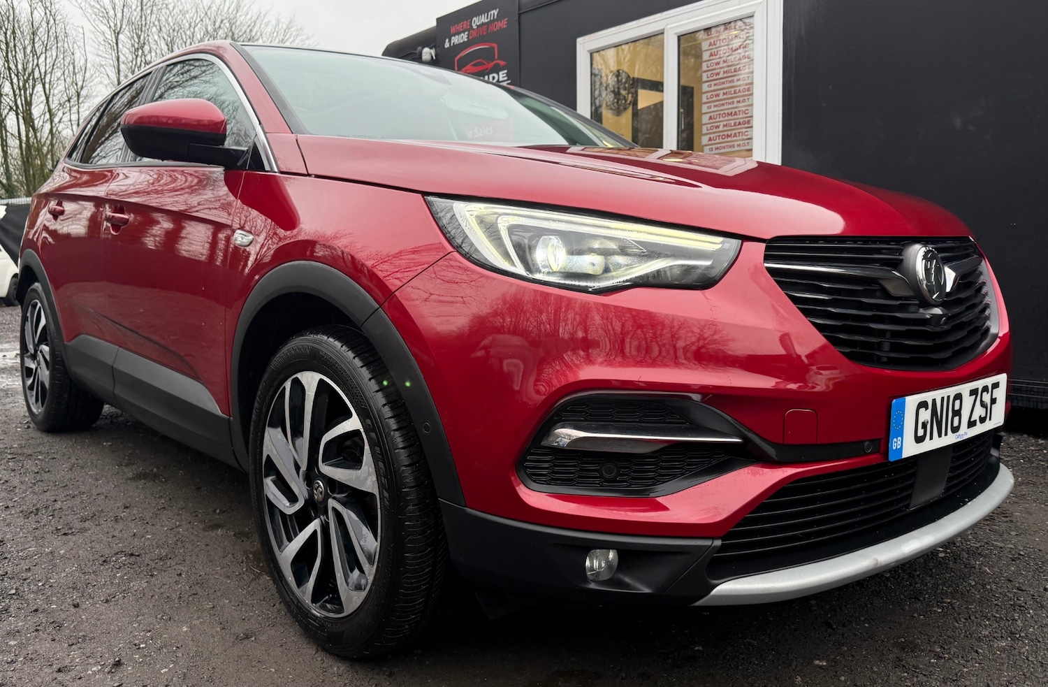 Used Vauxhall Grandland X 2018 for sale - 77213039: Photo 2