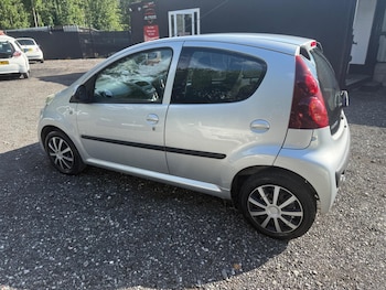 Used Peugeot 107 2013 for sale - 75441554: Photo