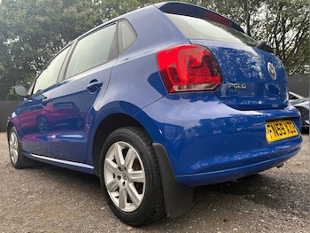 Used Volkswagen Polo 2010 for sale - 76107629: Photo