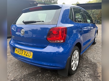 Used Volkswagen Polo 2010 for sale - 76107629: Photo