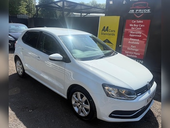 Used Volkswagen Polo 2015 for sale - 79533205: Photo