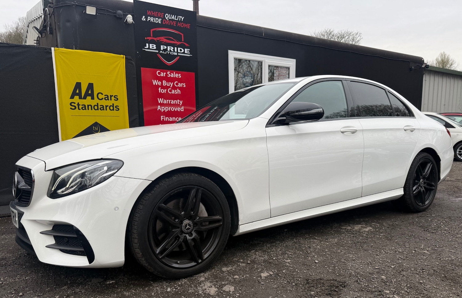 Used Mercedes-Benz E Class 2018 for sale - 78122821: Photo 4