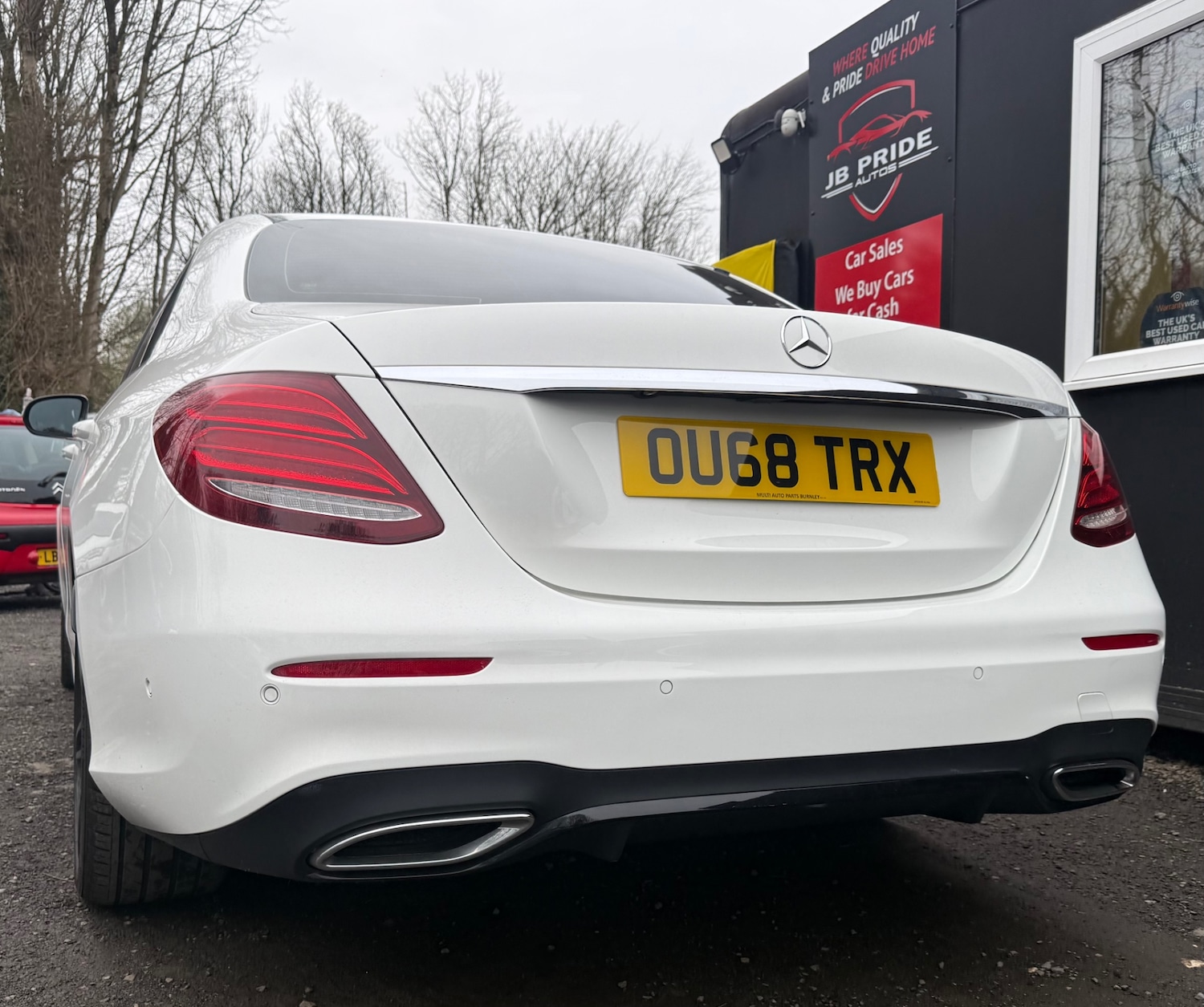 Used Mercedes-Benz E Class 2018 for sale - 78122821: Photo 8