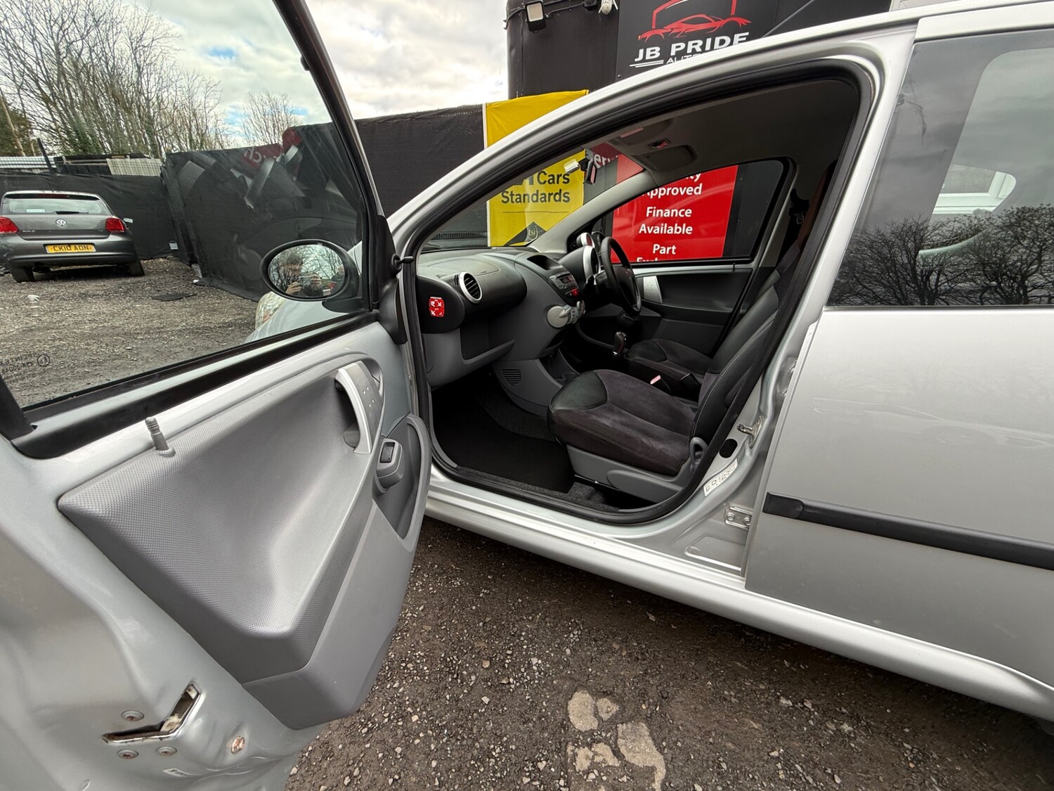 Used Peugeot 107 2010 for sale - 78098970: Photo 7