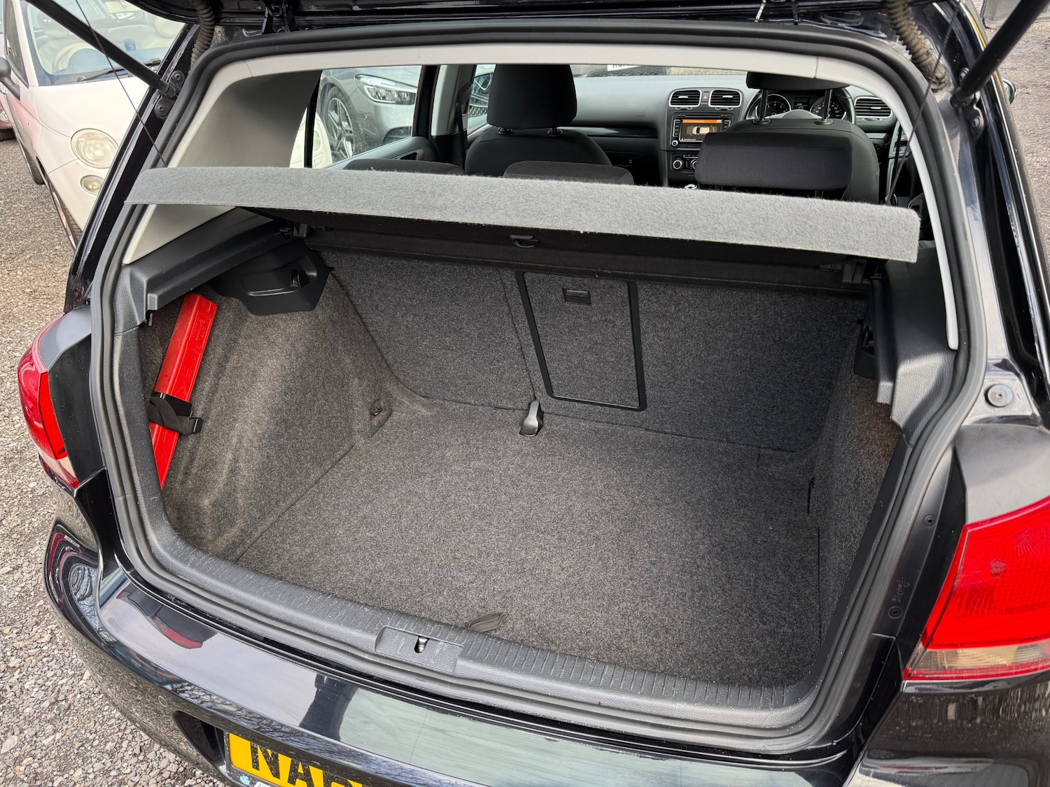 Used Volkswagen Golf 2010 for sale - 78045899: Photo 27