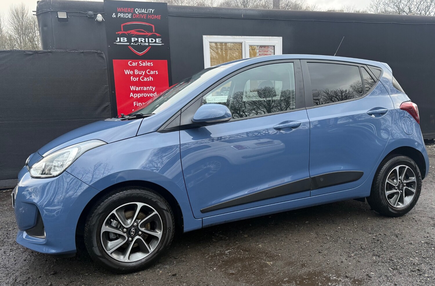 Used Hyundai i10 2017 for sale - 77907006: Photo 11